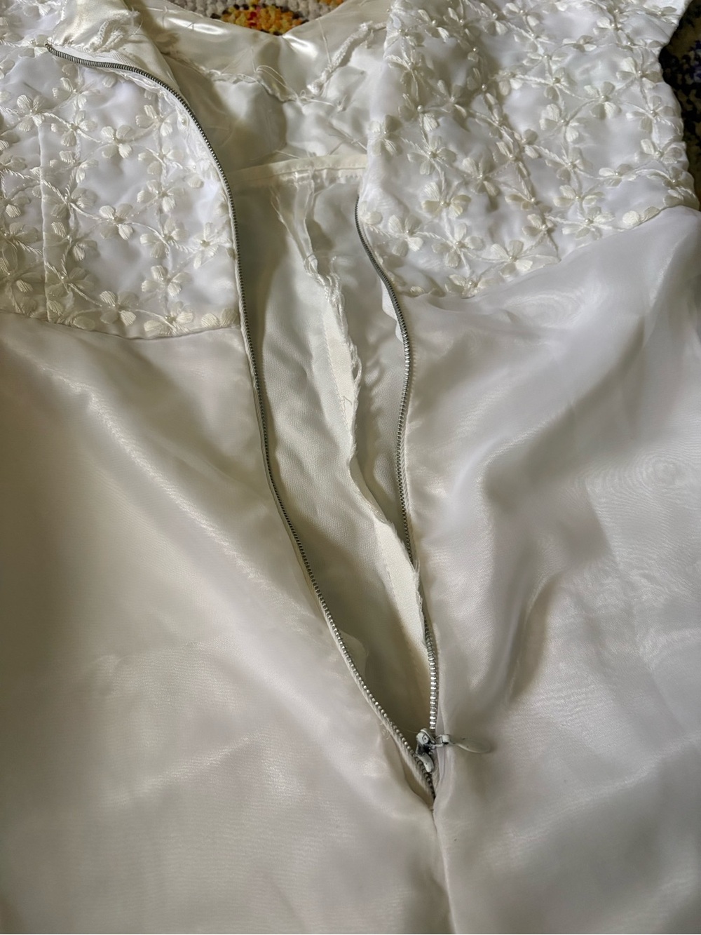 Vintage 90s Dress. Boho White Floral Classic Empire Waist. Wedding Dress - Picture 10 of 13